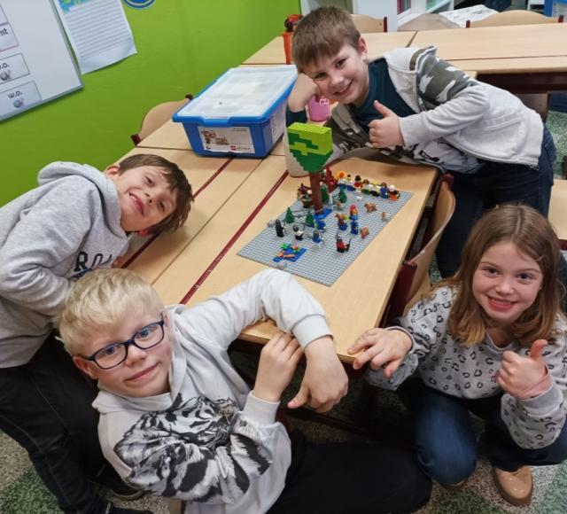 Lego12
